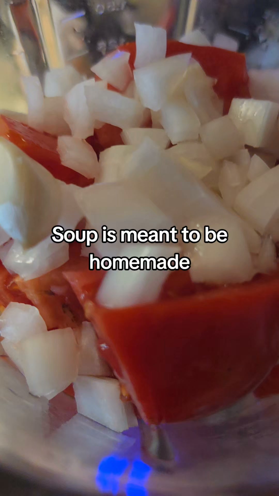 Soup is not supposed to come out of an aluminum can.

With the right ingredients, you can make creamy tomato soup to enjoy all season long! 

And with this magical blender, it's ready to enjoy in minutes with simple cleanup... the blender cleans itself 😮

Comment 🍅 for the recipe